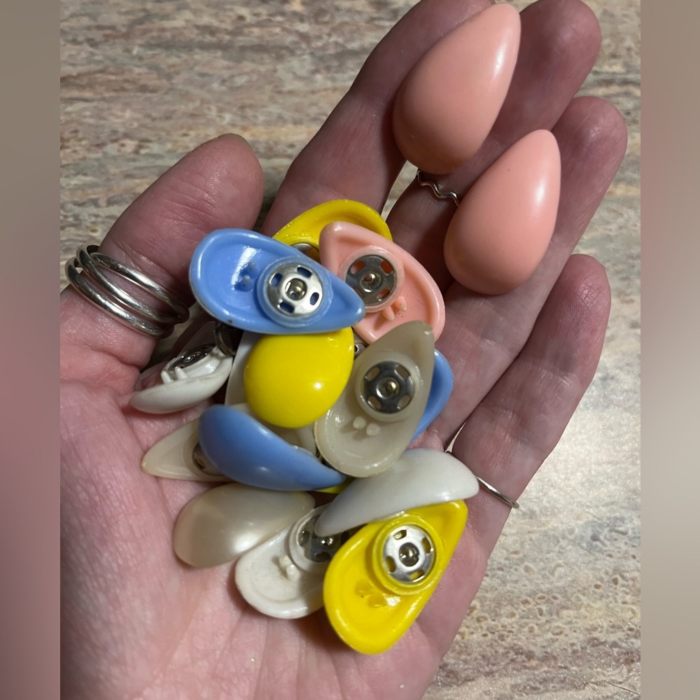Vintage Interchangeable Pastel Screw-On Earrings